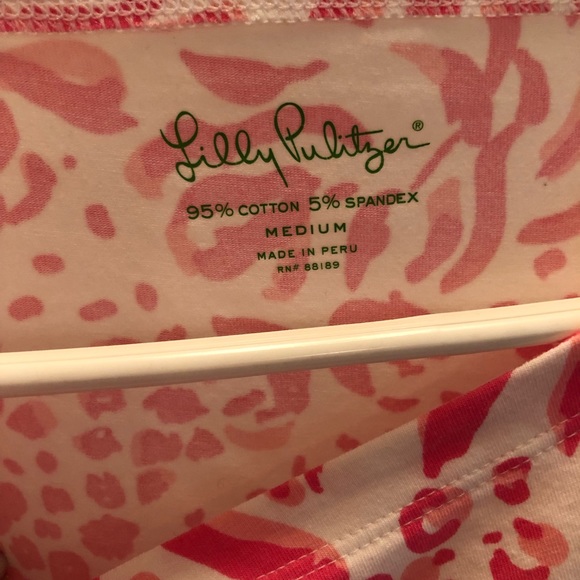 Lilly Pulitzer NWT    3/4 length sleeves top - Picture 3 of 3